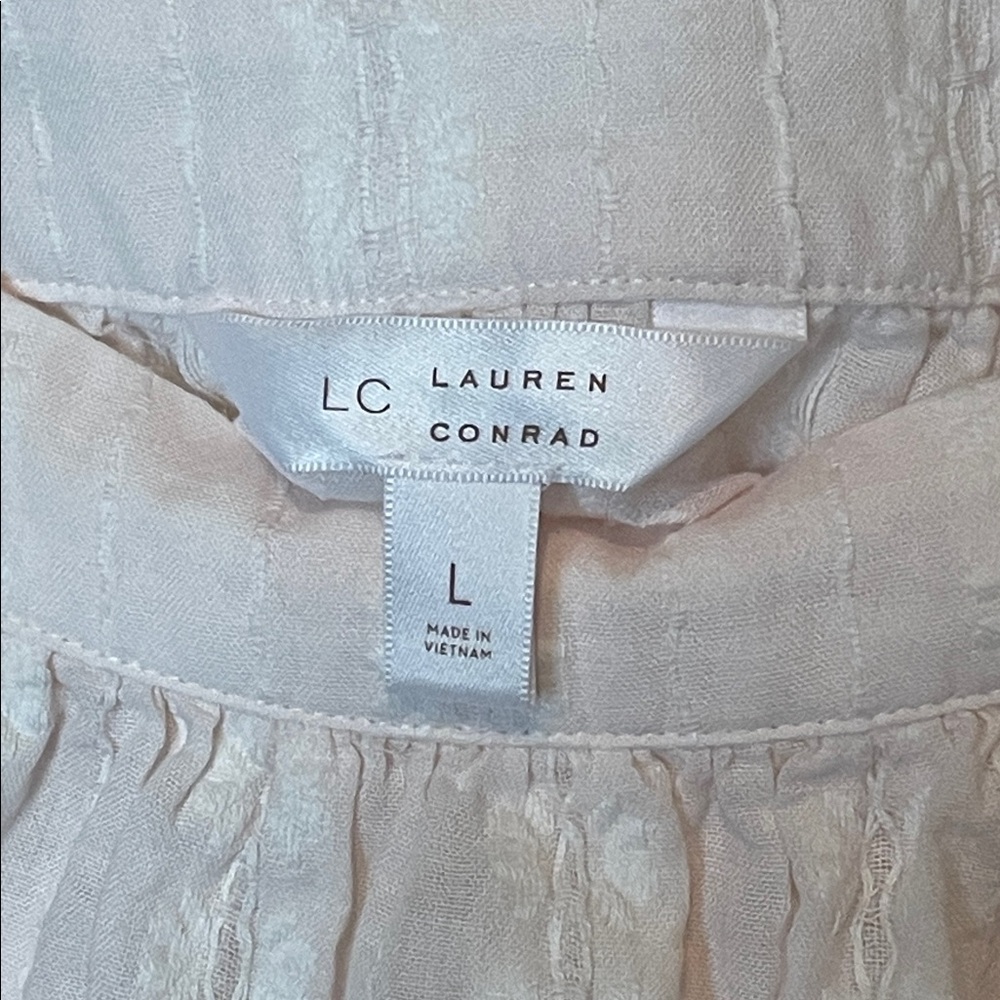 LC Lauren Conrad Blush Pink Blouse with 3/4 length Puff Sleeves EUC Large - Picture 2 of 12